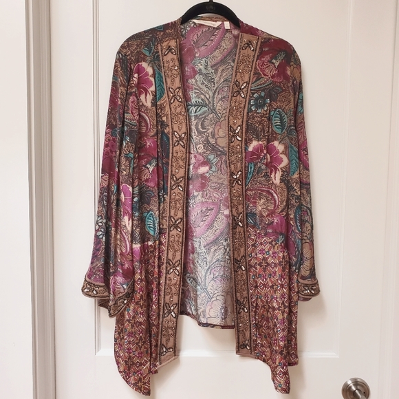 NWT SOFT SURROUNDINGS Floral Print with Beaded Trim Topper - Picture 3 of 11